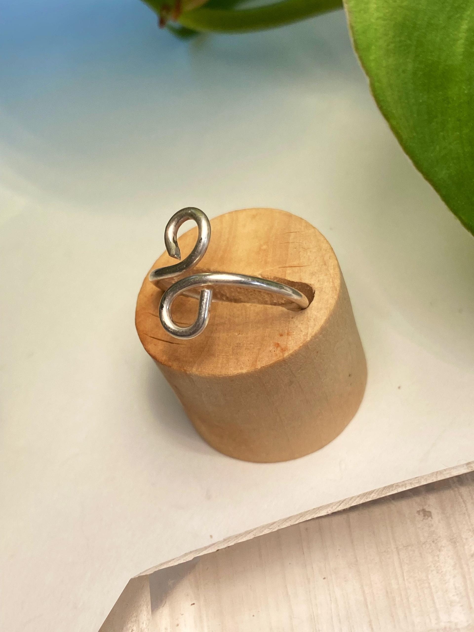 Simple Sterling Silver Ring, Size 5