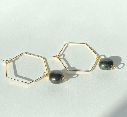 Black Freshwater Pearl Hexagon Dangle Hoops